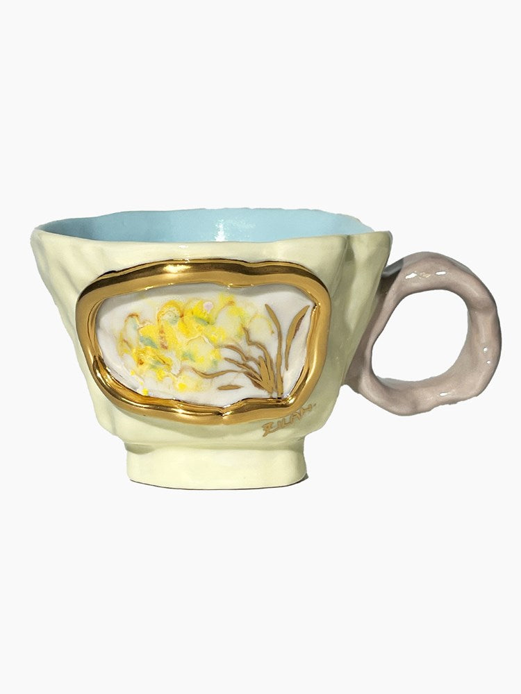 Zilan Mug #1006 - Cream Astromeria