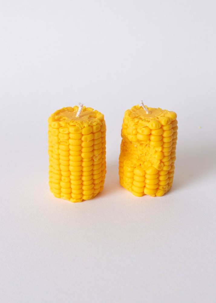 Absolute Corn Candle – Hands