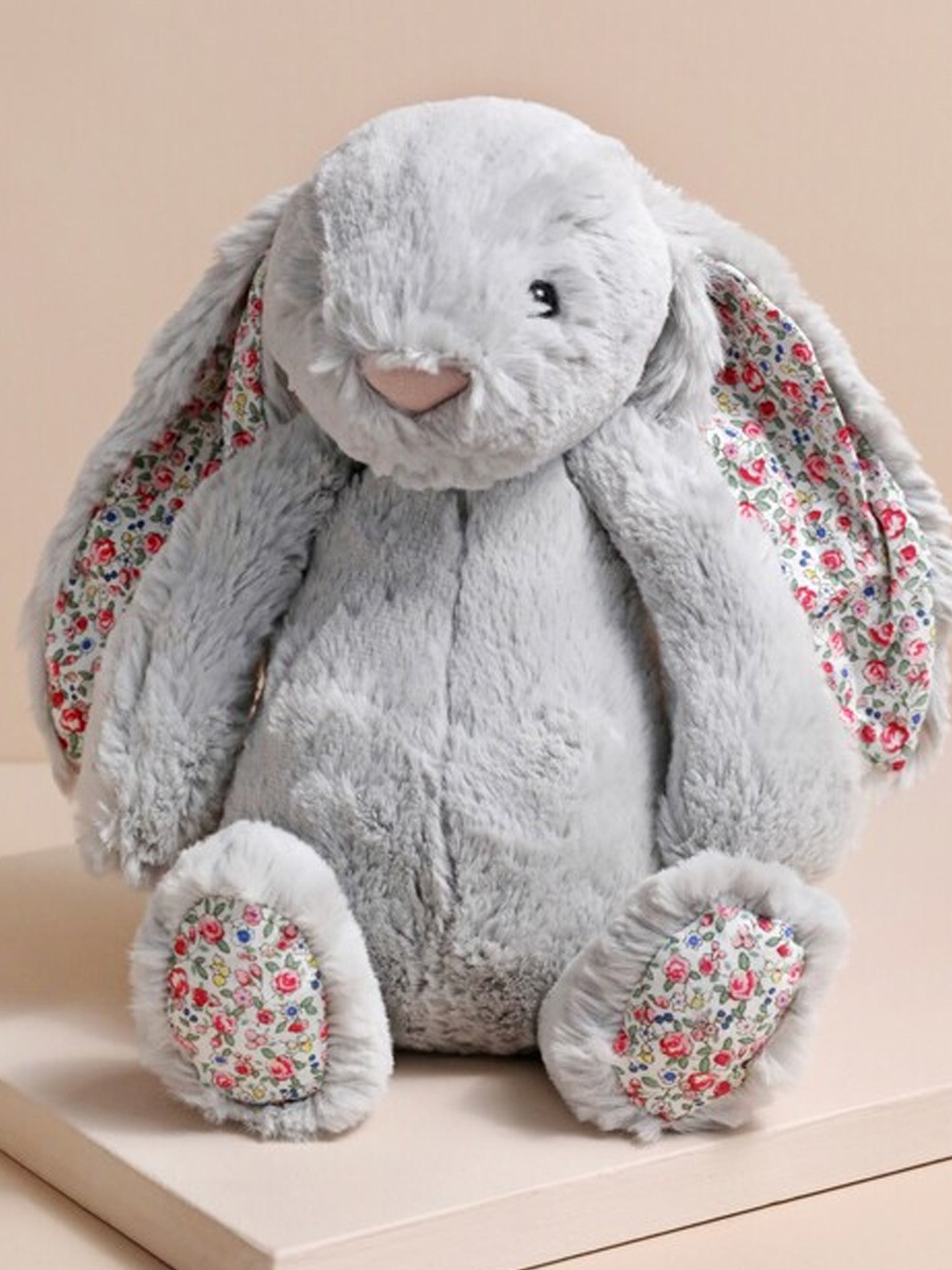 Jellycat Blossom Bashful Silver Bunny – Hands - Main Image