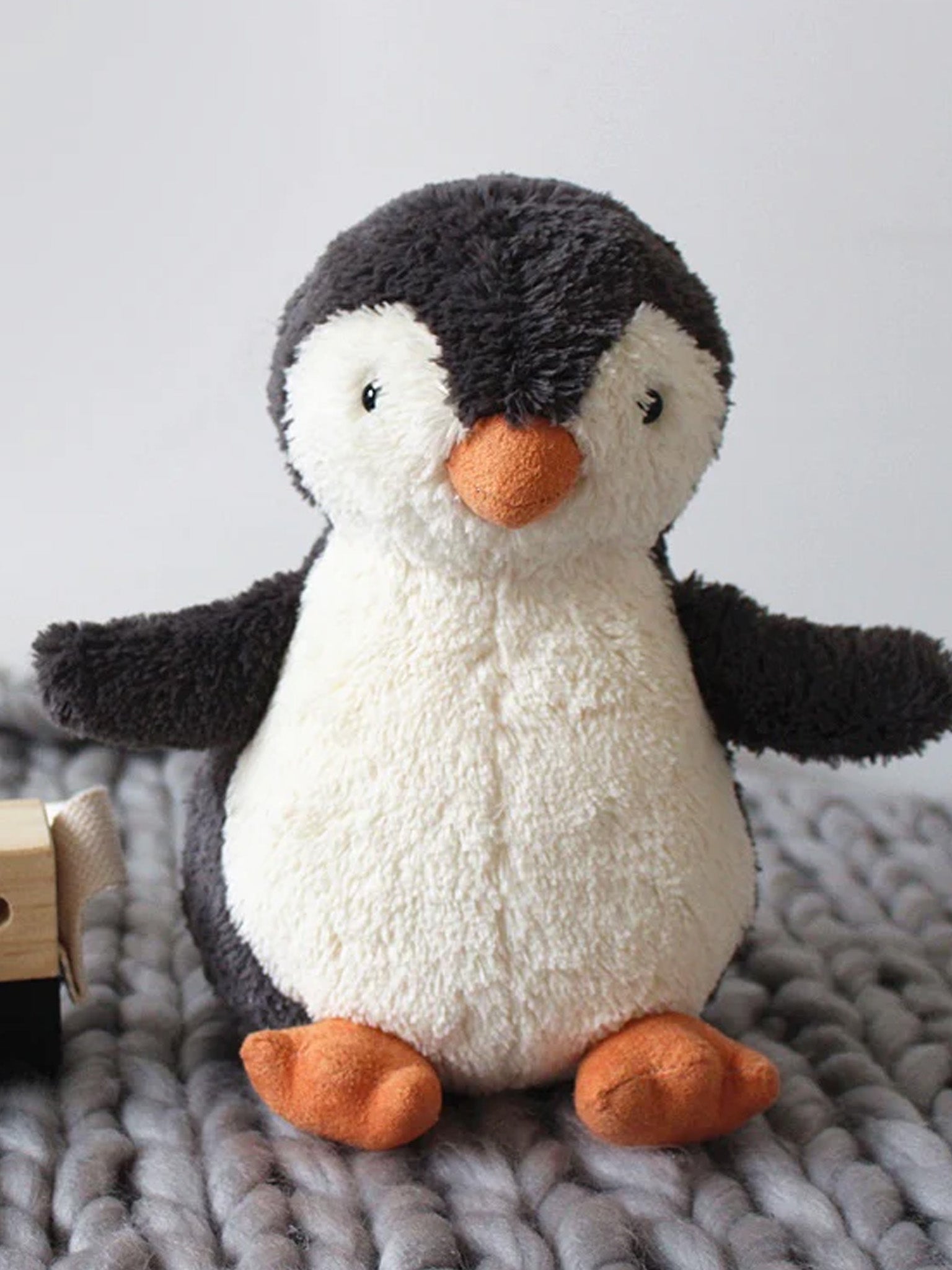 Jellycat penguin canada online