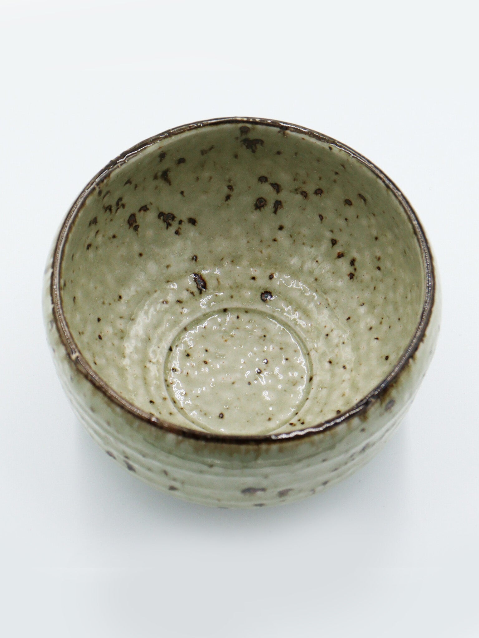 Matcha Bowl - Fuchi Rusty – Hands