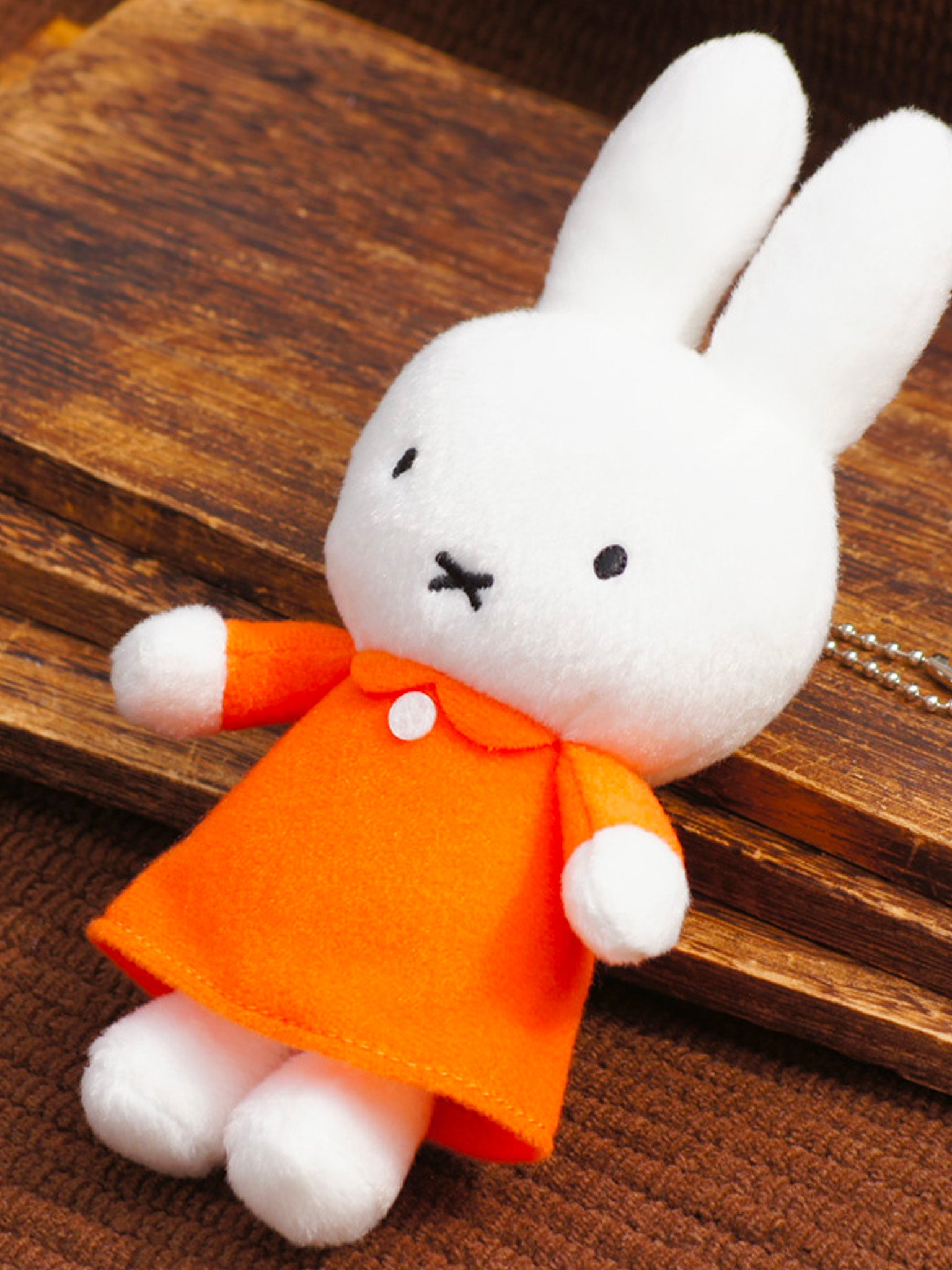 sweet miffy winter sekiguchi マスコット Sekiguchi Miffy Keychain – Hands