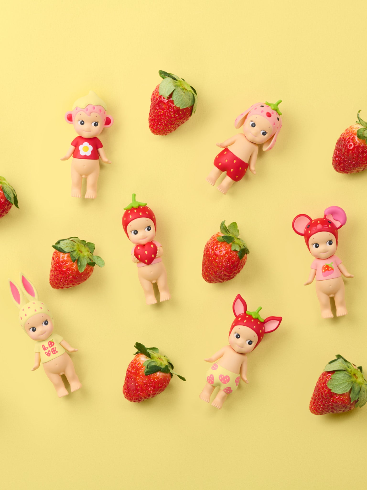 Sonny Angel Blind Box - Strawberry Love – Hands