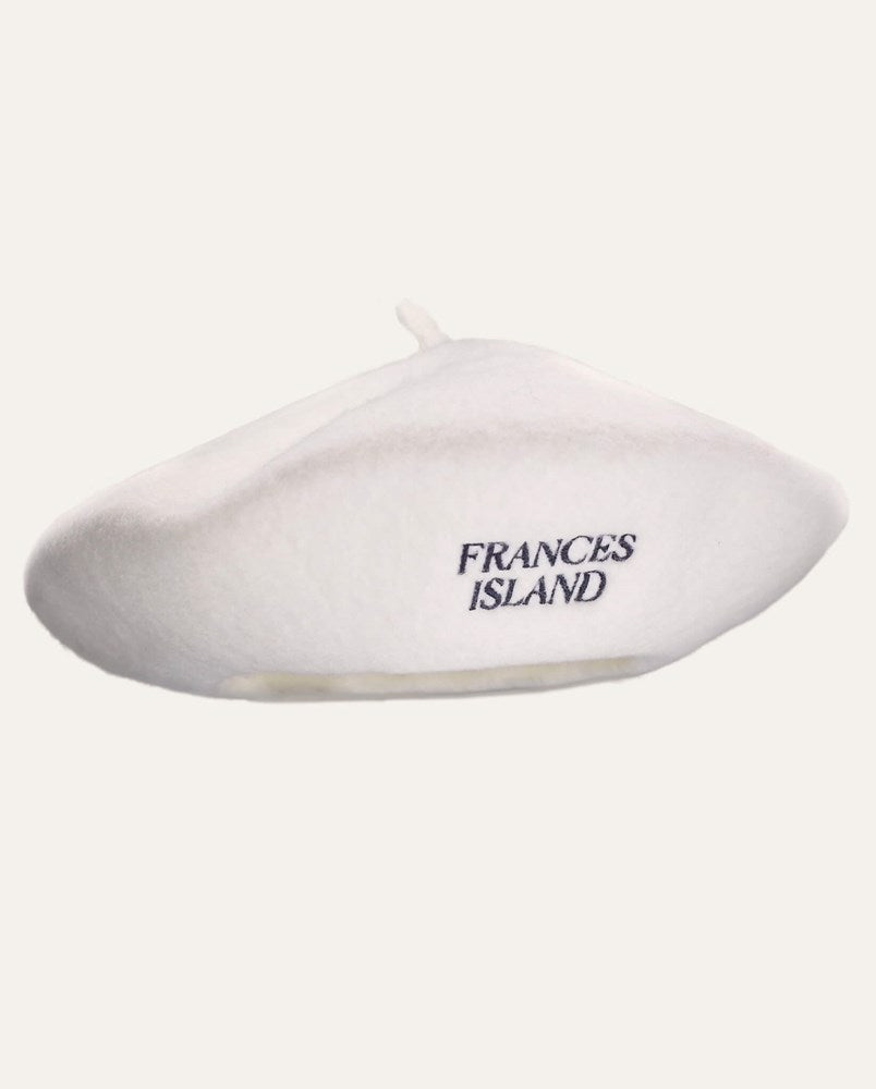Frances Island Classic Beret (17 Colours) – Hands display picture 1